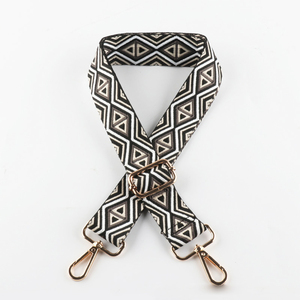 Sangle <span class=keywords><strong>de</strong></span> transport réglable pour <span class=keywords><strong>sac</strong></span> femme, 75-135 cm, largeur 5 cm, <span class=keywords><strong>avec</strong></span> <span class=keywords><strong>mousqueton</strong></span>, vente en gros - Product Image 4