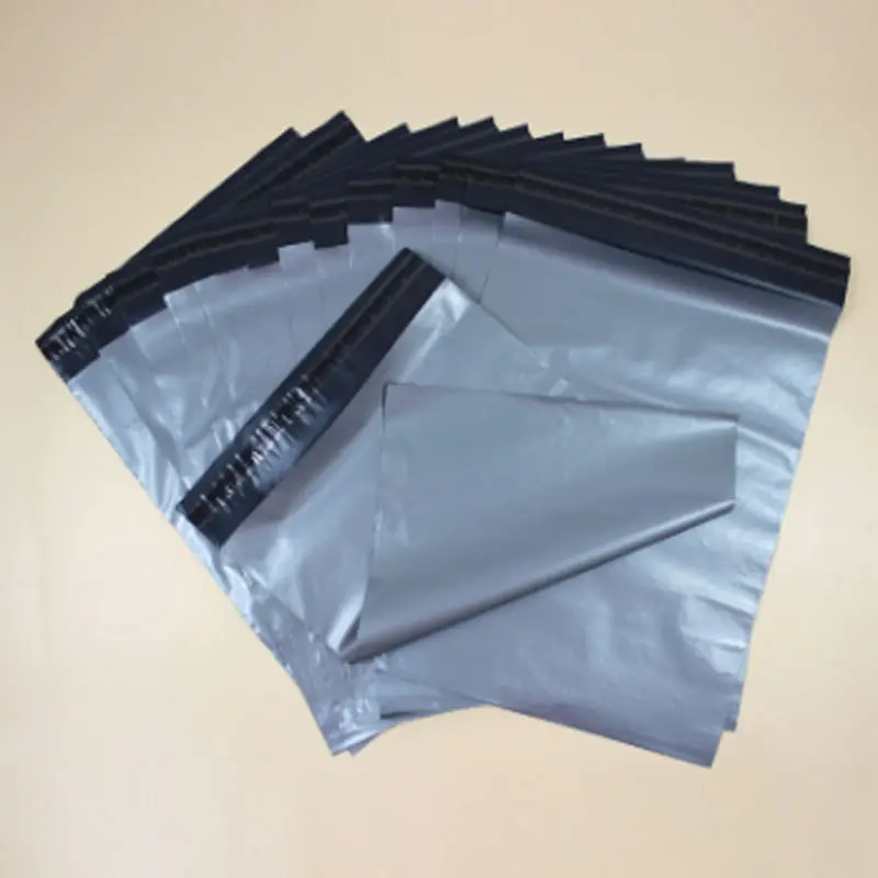 Sac de courrier d'expédition noir biodégradable Recyclable, enveloppe rembourrée, papier kraft compostable personnalisé à bulles