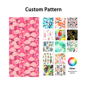 Bền vững màu đỏ và trắng sọc bãi biển Khăn thiết lập với logo lớn - Product Image 3