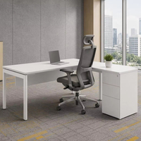 Scrivania Direzionale Personalizzata in Legno con Mobile Laterale, Postazione di Lavoro Moderna per Ufficio Commerciale