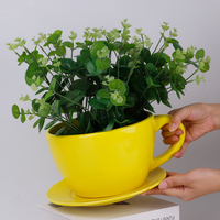 Redeco tasse à café jaune vif créative en forme de pot de fleur avec soucoupe ensemble pot de plante en céramique pour cadeaux verres décoration de la maison