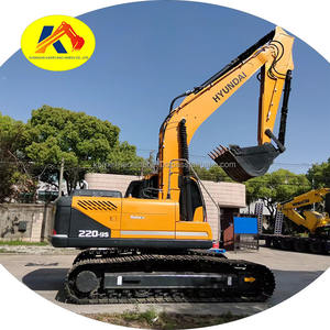 Excavadora de cadenas Hyundai 220LC-9S usada de servicio pesado con motor Cummins, modelo 2022, componentes originales en venta - Product Image 1