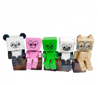 Poupée en bois à pieds mobiles avec visage interchangeable, figurine articulée miniature en bois, jouet décoratif de bureau multicolore de style dessin animé