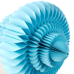 Sunbeauty-Décoration de chandelier suspendu en papier épais alvéolé de couleur turquoise moyenne Boule de décoration en papier recyclé - Product Image 4