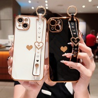 Coque de protection en forme de cœur japonais I13 Pro Max 5g pour téléphone intelligent avec chaîne et bracelet galvanoplastie