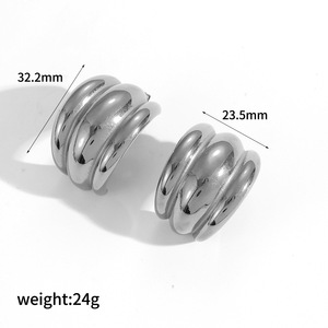 ต่างหูทรงเรขาคณิต ชุบทอง 18K ไทเทเนียมสตีล ดีไซน์เส้นวงกลม เหมาะสำหรับใส่ทุกวัน เครื่องประดับแฟชั่นสำหรับผู้หญิง - Product Image 4