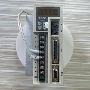 Amplificateur servo monophasé <span class=keywords><strong>TECO</strong></span> JSDEP-30A 1,0 kW 230 V 9,9 A, IP20 (stock original) - Product Image 1
