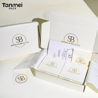 Boîte d'emballage rigide en carton personnalisée Tanmei avec fermeture à cordon, motif gaufré, pochette pour le rangement des bijoux