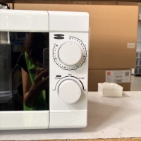 Oven Microwave 20L Laris Manis Tersedia 700W Model Meja Kecil untuk Rumah Tangga Dapur dengan Piring Putar Kaca MMW50S-1-ZX