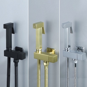 Одноразовый ручной биде с угловым клапаном - Product Image 1