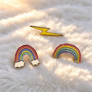 Badge de Noël de haute qualité, broche en métal poli personnalisée, épingle décorative exquise sérigraphiée - Product Image 2