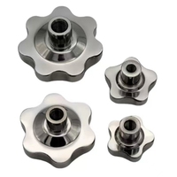 Pengerjaan CNC Presisi Baja Tahan Karat Kenop Putar Bintang dengan Finishing Polos untuk Industri Umum M8 M10x42