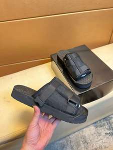 Chaussures de créateur de haute qualité, marque de mode, sandales pour hommes, printemps-été, avec boucle de ceinture jacquard à lettres, tongs imperméables d'extérieur - Product Image 4