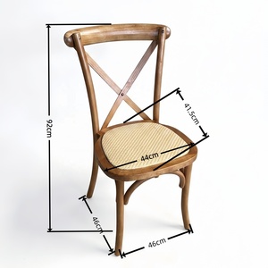 Sedia impilabile moderna <span class=keywords><strong>in</strong></span> <span class=keywords><strong>legno</strong></span> massello con schienale a croce, <span class=keywords><strong>design</strong></span> originale, per matrimoni, ristoranti e caffè - Product Image 1