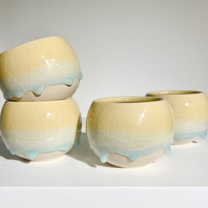 Vaso in <span class=keywords><strong>Ceramica</strong></span> per <span class=keywords><strong>Piante</strong></span> <span class=keywords><strong>Grasse</strong></span> e Cactus con Effetto Craquelé e Smalto Fluido, Design Minimalista Semi-artigianale, Piccolo Vaso da Scrivania - Product Image 2