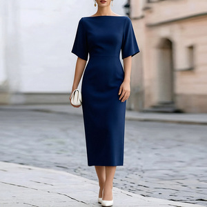 Elegante <span class=keywords><strong>Abito</strong></span> Midi con <span class=keywords><strong>Scollo</strong></span> <span class=keywords><strong>a</strong></span> Barchetta e Maniche <span class=keywords><strong>a</strong></span> Pipistrello in Raso Tinta Unita, Vestito Aderente per Occasioni Formali, Matrimoni, Serate e Feste - Product Image 5