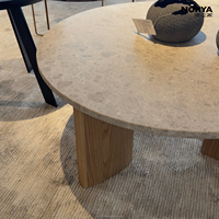Table basse ronde de luxe moderne NORYA avec plateau en marbre naturel et pieds en chêne massif, table centrale pour meubles en bois pour la maison