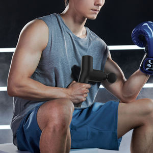 NUEVO Masajeador Muscular Profesional 4 <span class=keywords><strong>en</strong></span> 1 Recargable con Batería <span class=keywords><strong>de</strong></span> Iones <span class=keywords><strong>de</strong></span> Litio <span class=keywords><strong>de</strong></span> 2000 mAh, Seis Velocidades, 6 Horas <span class=keywords><strong>de</strong></span> Funcionamiento, Pistola <span class=keywords><strong>de</strong></span> Masaje para <span class=keywords><strong>Cuello</strong></span> <span class=keywords><strong>y</strong></span> Brazos - Product Image 2