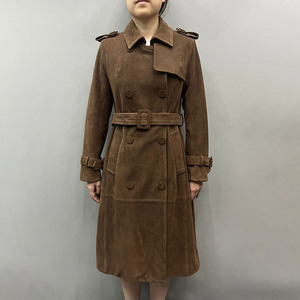 Nouveau design <span class=keywords><strong>Trench</strong></span>-Coat café en cuir sudé de couleur unie Veste en cuir de vachette mi-longue pour femmes avec ceinture - Product Image 1