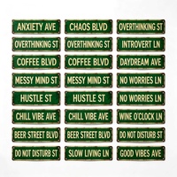 Plaque murale en métal rectangulaire longue, style rétro, avec nom de rue vintage et humoristique, pour la décoration de bars, garages et maisons - Vente en gros