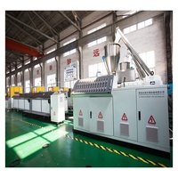Ligne d'extrusion de faux plafond en PVC, machine à profilés en plastique / machine à fabriquer des panneaux muraux en PVC WPC, Turquie, Pakistan, Kirghizistan, Malaisie