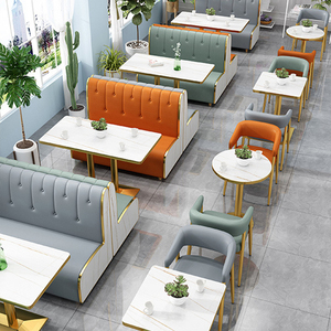 Set di Mobili Moderni per Ristoranti, Sedute per Caffetterie e Fast Food, Divani, Tavoli e Sedie da Pranzo in Metallo Dorato - Product Image 5