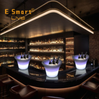 Refroidisseur de table de bar à LED avec logo personnalisé seau à glace transparent et étanche pour la fête de l'hôtel discothèque boisson usine de vin