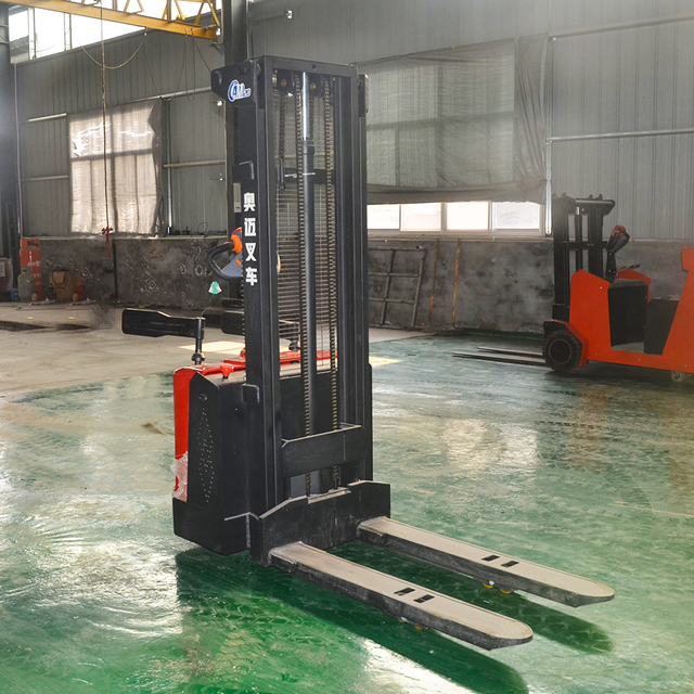 Aomai Stand-On Electric Industrial Stacker 1.5T-2T Pallet Forklift with Lead Acid/Lithium-Ion Battery 1 Year Warranty