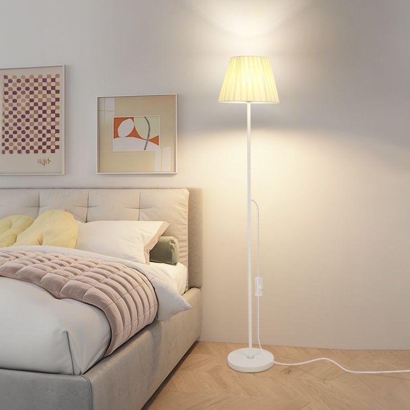 Lampe de sol LED pour hôtel - Abat-jour en tissu blanc