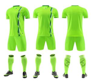 Completi <span class=keywords><strong>da</strong></span> Allenamento <span class=keywords><strong>Calcio</strong></span> Uomo e <span class=keywords><strong>Donna</strong></span> 100% Poliestere - Set Maglie e Pantaloncini Sportivi per Adulti e Bambini - Product Image 6