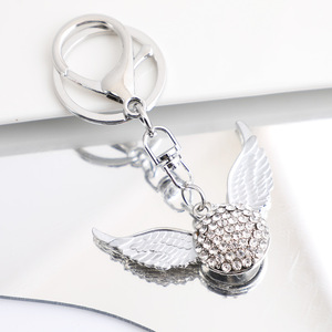 Bling Crystal Winged Snitch Bag Charm, Rhinestone Golden Snitch Alloy Key <strong>Ring</strong>, Fashion Sparkly Purse Decor for Fans - Product Image 3