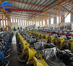 Allanadora de Concreto Huiteng de 25 HP, de Gasolina, Bajo Consumo y Silenciosa, con 8 Cuchillas (360x150 mm), Ecológica para Superficies de Carreteras - Product Image 4