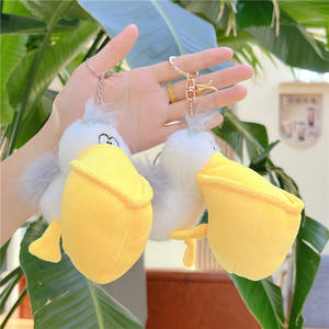 Jouets en peluche oiseaux pélican les plus vendus petits pendentifs porte-clés mignons machines à griffes et cadeaux de poupées - Product Image 3