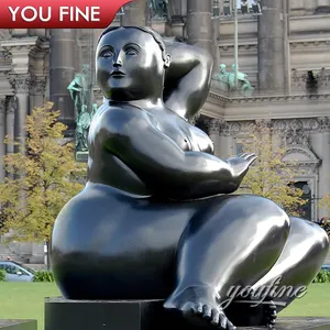Grande scultura in bronzo Fernando Botero Fat Woman
