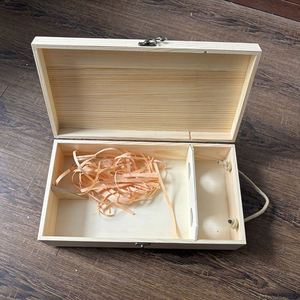 Boîte à vin en bois personnalisée pour 2 bouteilles avec poignée, ouverture latérale, en bois de pin, emballage cadeau pour vin rouge - Product Image 5