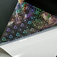 Fournisseur de matériaux : Rouleau d'autocollants en vinyle auto-adhésif transparent holographique à motif cœur, avec lamination holographique