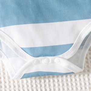 Conjunto de Ropa Casual de Verano para Bebés Niños, 2 Piezas, Chaqueta con Solapa a Rayas y Pantalones Cortos de Color Sólido - Product Image 5