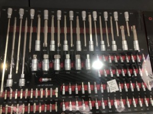 Ensemble d'outils de réparation automobile en acier inoxydable, clé <span class=keywords><strong>à</strong></span> cliquet, douilles multifonctions, boîte <span class=keywords><strong>à</strong></span> outils combinée, étui rigide OEM - Product Image 3