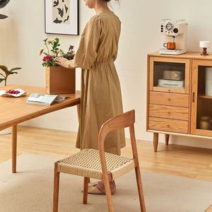 Chaise en bois massif avec dossier tressé, style japonais et design nordique, pour salon et salle à manger, assise en bois d'hévéa, mobilier de maison - Product Image 3