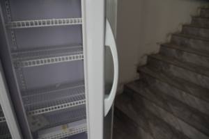 Vente en gros bon marché porte vitrée refroidisseur de <span class=keywords><strong>boisson</strong></span> vertical supermarché affichage de boissons réfrigérateur coulissant avec roues - Product Image 3