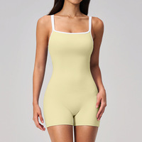 Combinaison de yoga courte pour femme, col rond, dos ouvert, avec logo personnalisé OEM, bretelles réglables, respirante, extensible dans les quatre sens