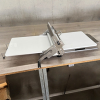 Laminoir à pâtisserie manuel efficace pour croissants, pizzas et fondants – Modèle de table