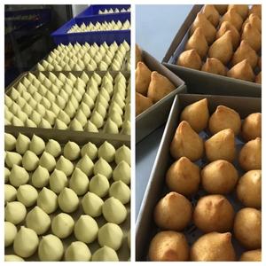 Machine automatique de remplissage et d'encroûtage de biscuits Nastar Machine de fabrication de biscuits remplis de tarte à l'ananas Machine à crème glacée <span class=keywords><strong>Mochi</strong></span> - Product Image 5