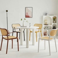Chaises en plastique de mariage en rotin pour événements, chaises de café, chaise de salle à manger en plastique