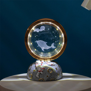 Crystal Ball Night Lights Glowing Planet <strong>Spaceman</strong> 3D Moon Table Lamp USB Atmosphere Lamp Tabletop Decorations Kid Gifts - Product Image 4