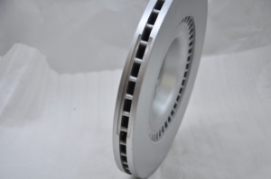 Rotor de disco de freno 34116764643 para Mercedes W463 W203 BMW E90 320 325 32805-11 Mitsubishi Pajero Toyota Prius 10-15 4hl1 Izuzu Nkr - Product Image 4