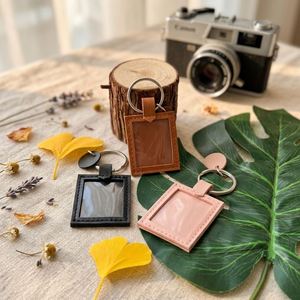 PU Leather Embossed Soft High Quality Cute Minimalist Photo Key Chain Mini Couple <b>Anime</b> Celebrity Photo Storage Holder Pendant - Product Image 4