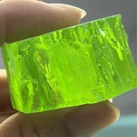 Pierres précieuses brutes Zircone cubique vert pomme Pierre brute non taillée