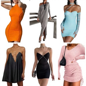 25 Vêtements pour femmes en liquidation, robes décontractées, t-shirts, emballage mixte, livraison aléatoire, vêtements en stock - Product Image 1