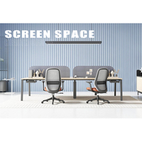 Chaise de bureau ergonomique en maille avec accoudoirs fixes, design pivotant respirant, cadre en acier, roulettes, chaise de bureau moderne pour longues sessions
